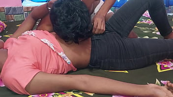 Teen couple in Bengali sex video dance after passionate encounter